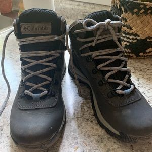 Columbia hiking boots